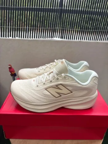 New Balance Fresh Foam 680 V9 bike de segunda mano — imagen 8 de 9
