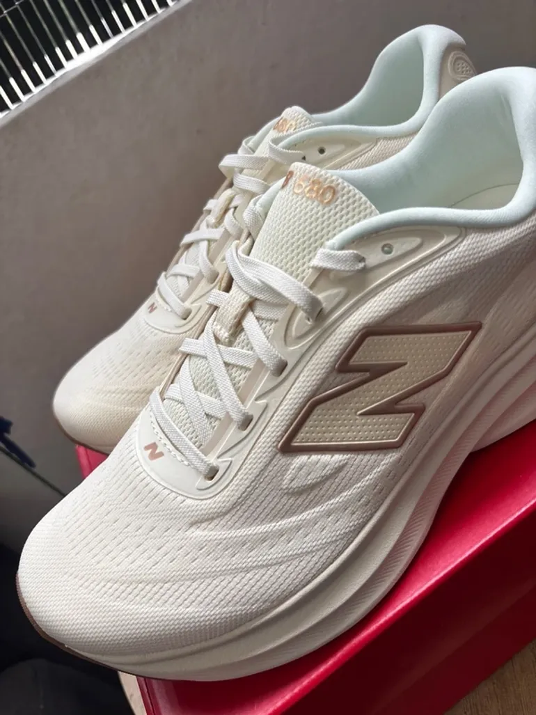 New Balance Fresh Foam 680 V9 bike de segunda mano — imagen 3 de 9