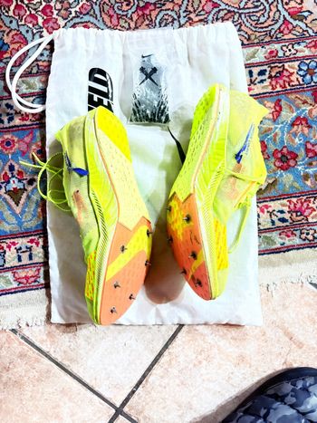 Used Nike ZoomX Dragonfly XC 2025 bike — image 2 of 6