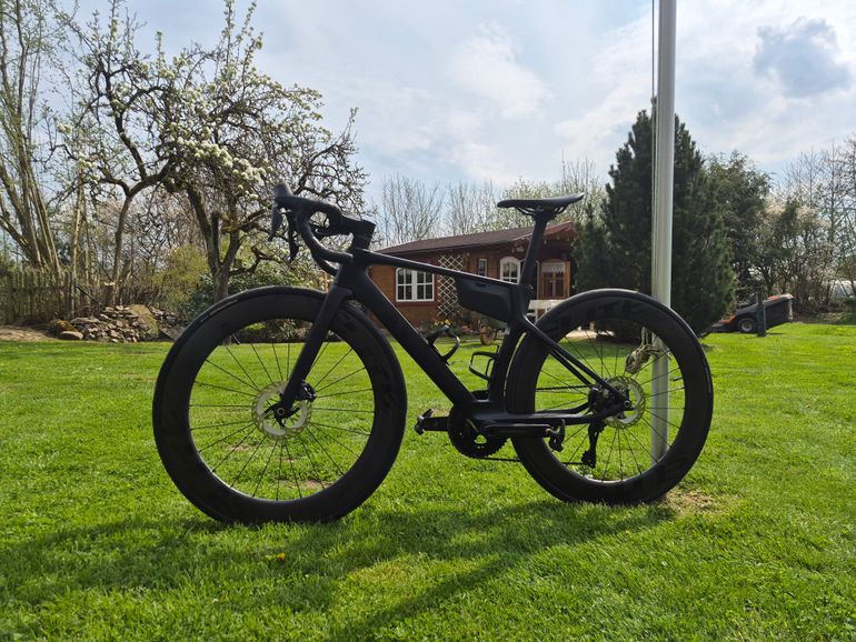 Used Elite-Wheels EDGE 3.0 DISC Carbon Wheelset 2026 bike — image 2 of 2