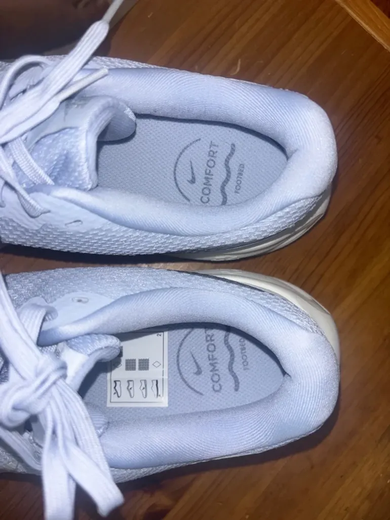 Nike Revolution 8 bike de segunda mano — imagen 4 de 6