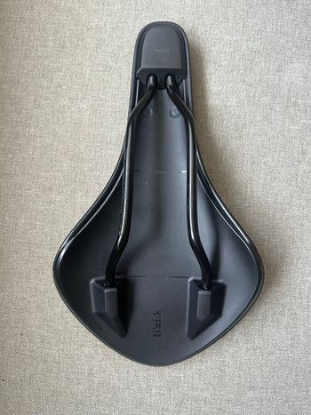 Fizik Sattel bike d'occasion — image 2 sur 4