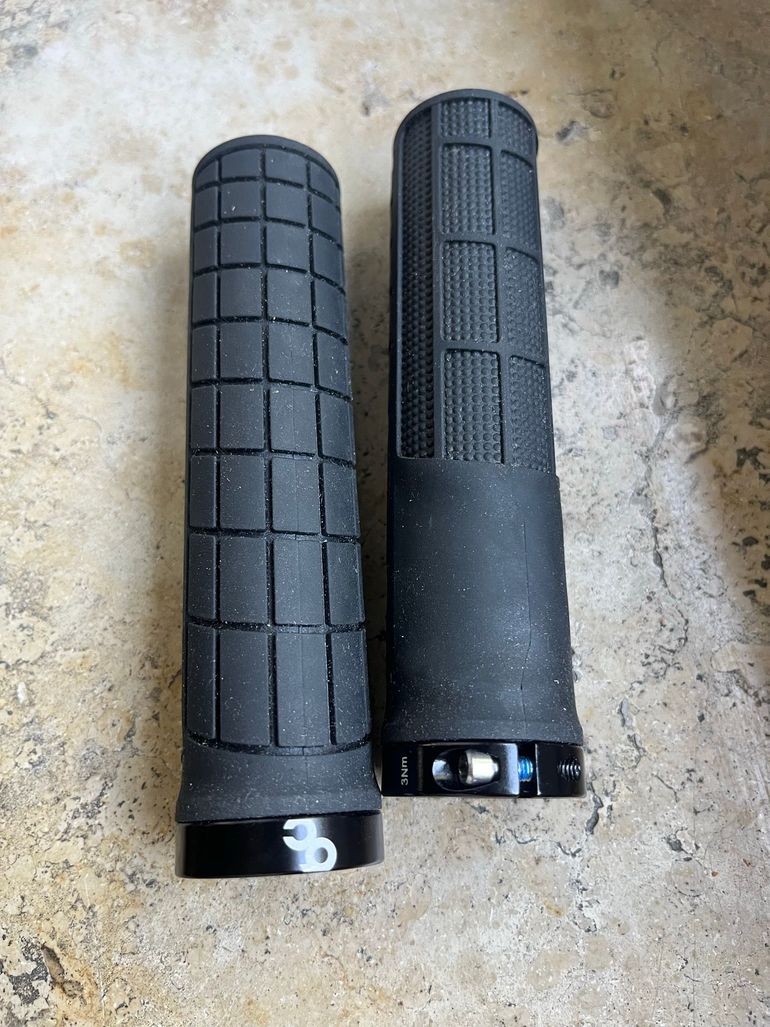 Used Orbea MTB Handlebar Grips bike — image 1 of 2