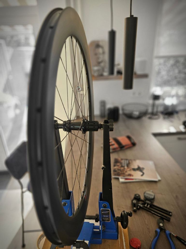 CSC 60mm Handgespaakte Carbon Wheelset 2026 bike d'occasion — image 5 sur 5