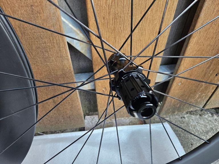 CSC 60mm Handgespaakte Carbon Wheelset 2026 bike d'occasion — image 2 sur 5