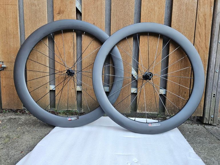 CSC 60mm Handgespaakte Carbon Wheelset 2026 bike d'occasion — image 1 sur 5