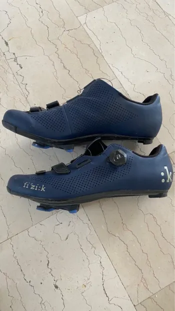 Fizik Scarpe Blu 44 bike d'occasion — image 2 sur 4