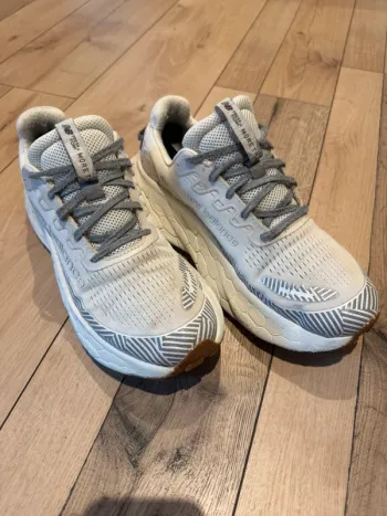New Balance Fresh Foam X More Trail V3 bike d'occasion — image 2 sur 5