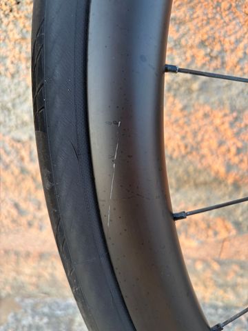 Used Van Rysel Carbon Wheels 2025 bike — image 4 of 5