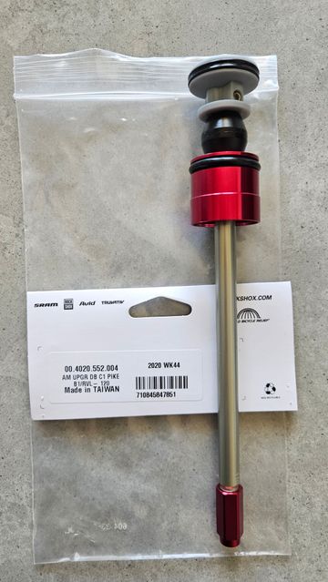 Käytetty RockShox Debon Air C1 Upgrade Kit 120mm PIKE B1+/Revelation A1+ Fork