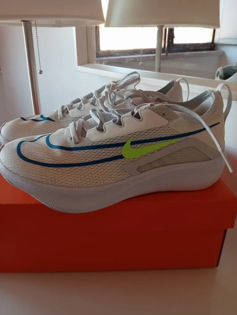 Brugt Nike Zoom Fly bike — billede 1 af 8