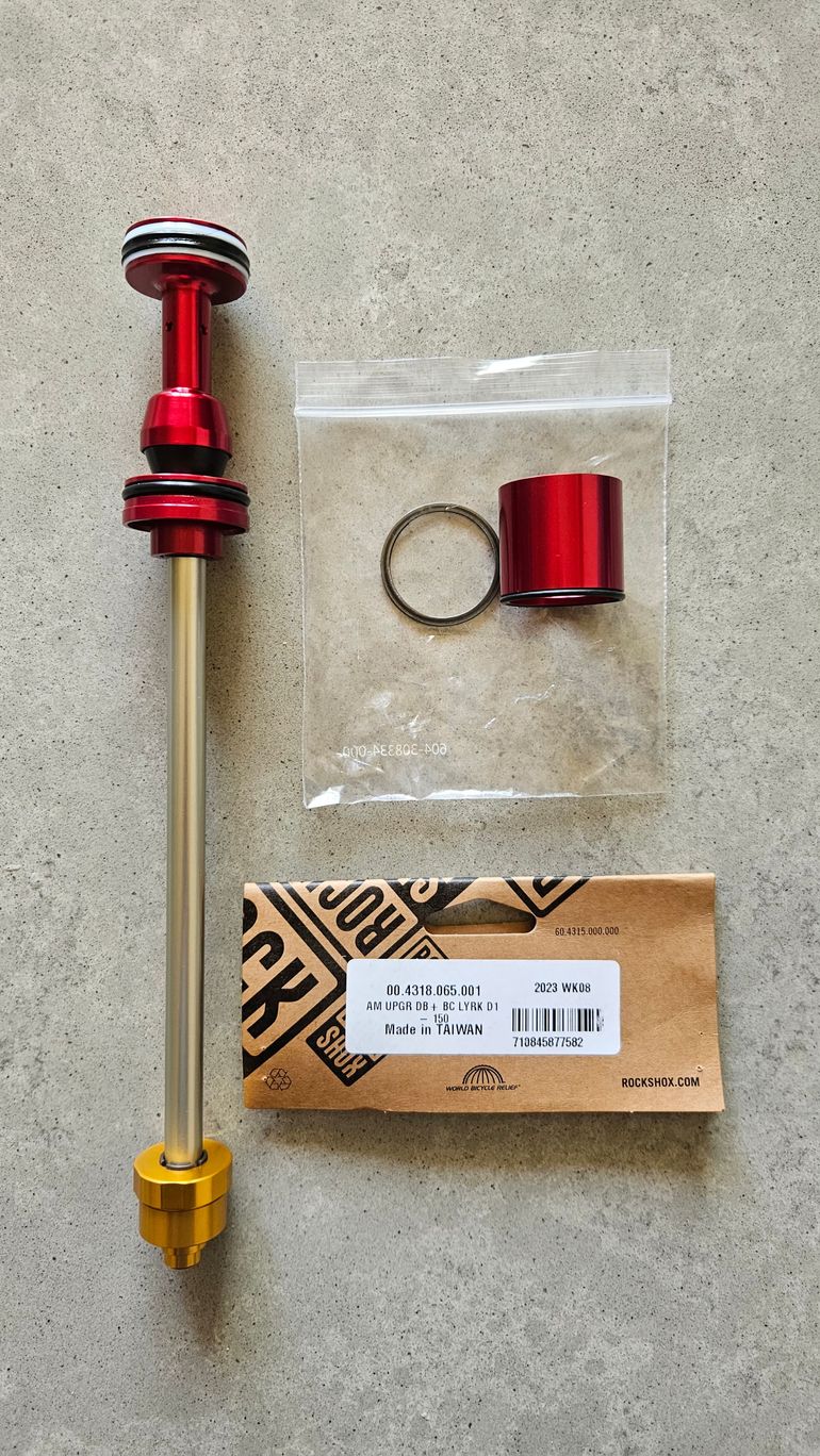 Použité RockShox Lyrik D1, D2 (-2025) DebonAir+ Upgrade Kit with ButterCup travel 150mm 2023 bike — obrázek 2 z 2