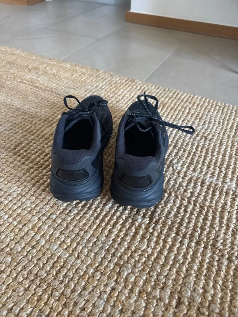 Hoka Laufschuhe bike d'occasion — image 3 sur 6