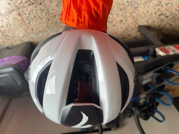 Used Specialized Evade 3 Helmet bike — image 10 of 10