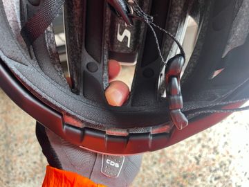 Used Specialized Evade 3 Helmet bike — image 5 of 10