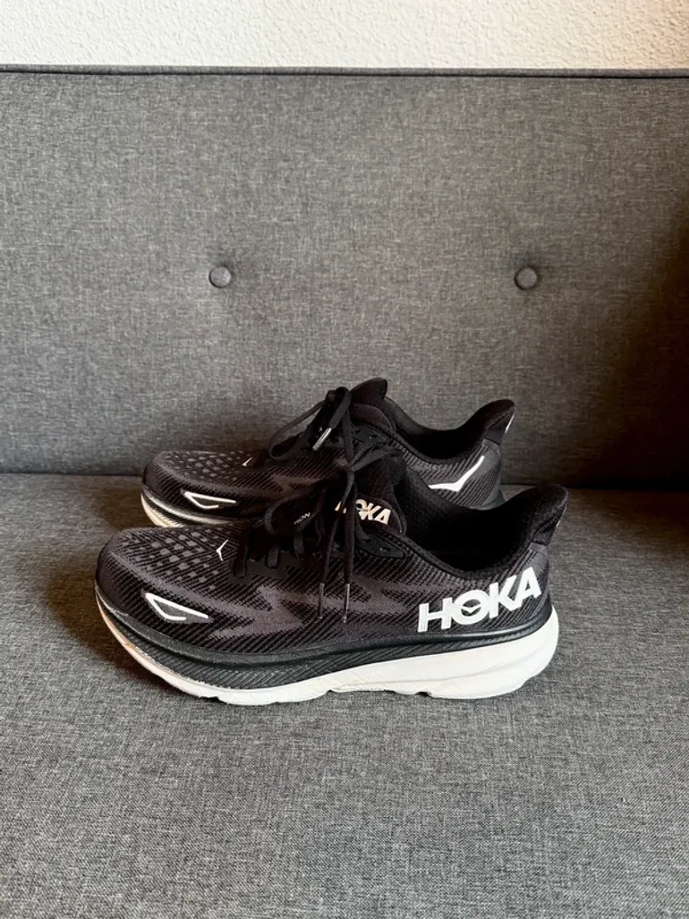 Hoka Clifton 9 bike d'occasion — image 2 sur 9