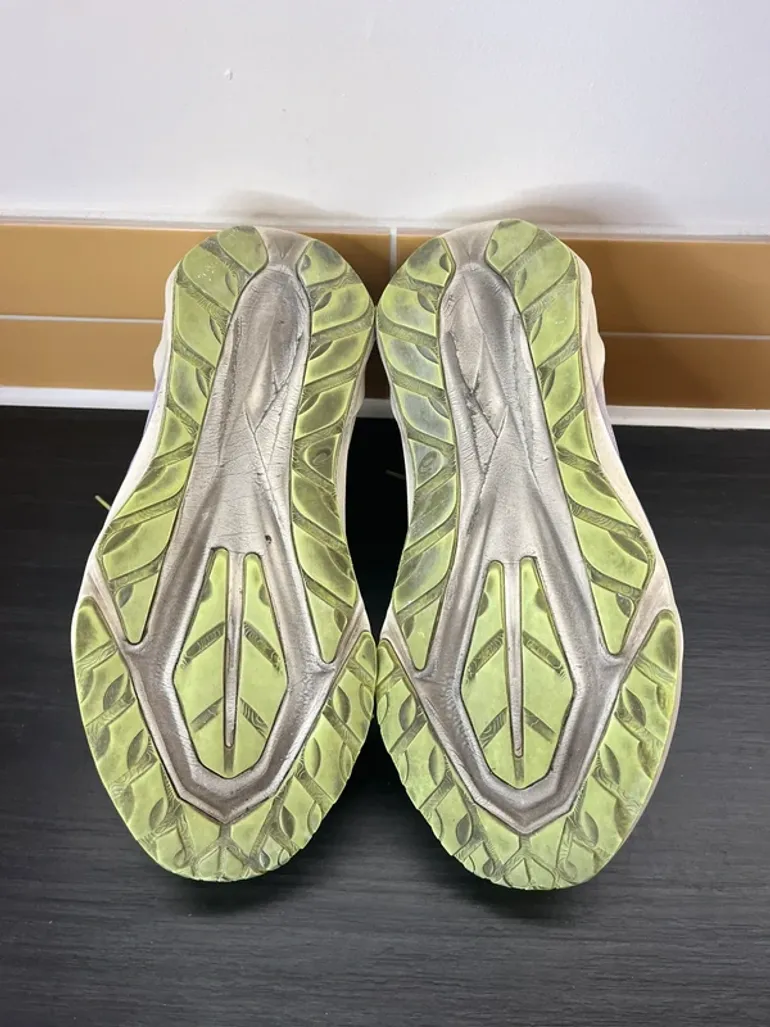 Asics Novablast 5 bike d'occasion — image 5 sur 12