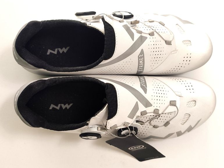 Northwave Extreme GT2 White/Silver Reflective bike d'occasion — image 2 sur 6