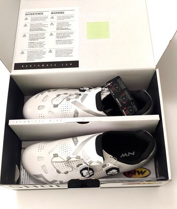 Northwave Extreme GT2 White/Silver Reflective bike d'occasion — image 4 sur 6
