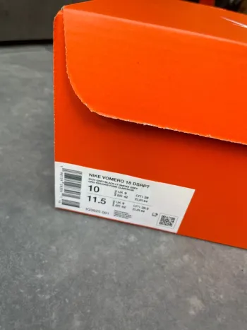 Nike Vomero 18 bike d'occasion — image 8 sur 8