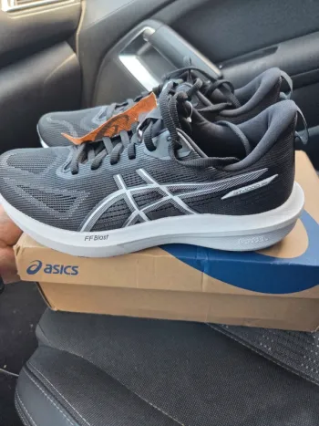 Asics GT-1000 14 bike usato