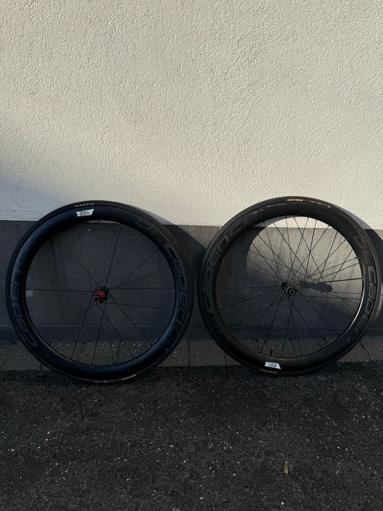 Used Cadence Carbon tubular wheelset disc bike — image 1 of 6