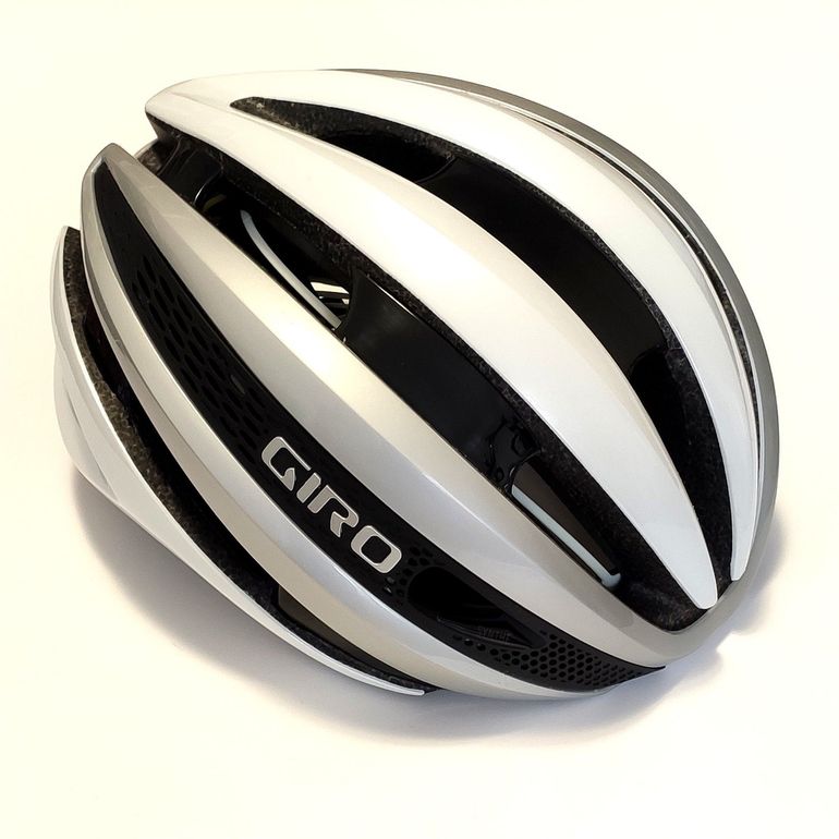 Used Giro Synthe MIPS Helmet bike — image 2 of 4