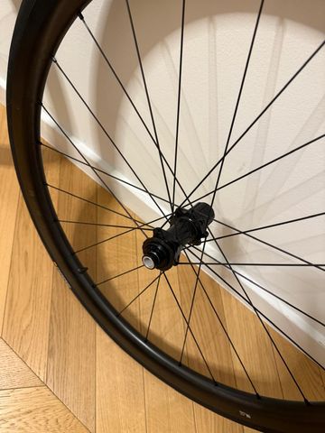Brugt Fulcrum wind 42DB Wheelset 2025 bike — billede 7 af 10