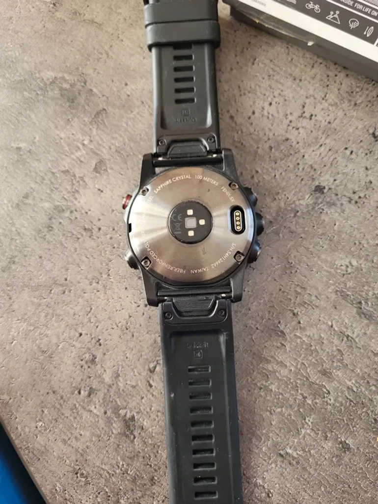Garmin Fenix 5X Sapphire bike d'occasion — image 3 sur 5