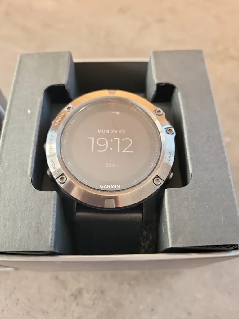 Garmin Fenix 5X Sapphire bike d'occasion — image 5 sur 5