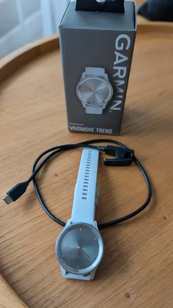 Garmin Vivomove Trend bike d'occasion