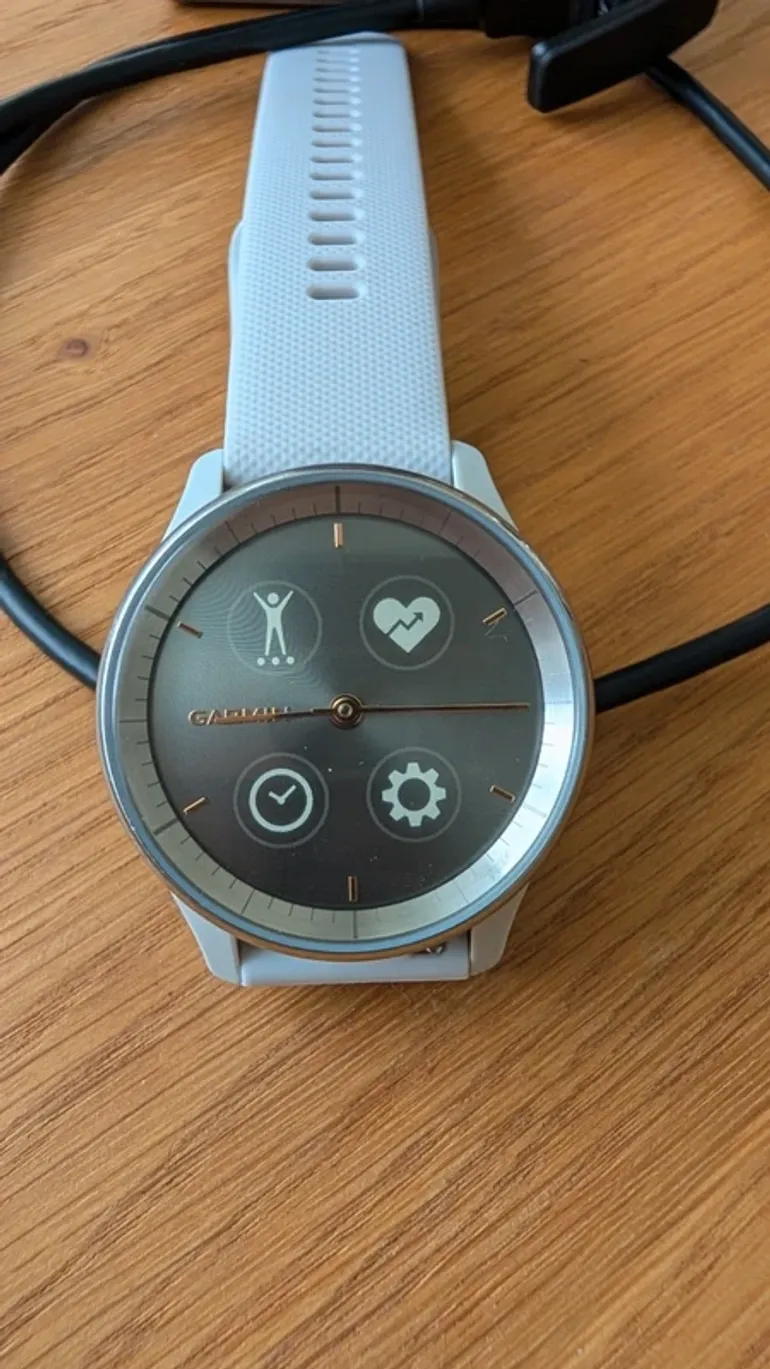 Garmin Vivomove Trend bike d'occasion — image 3 sur 9