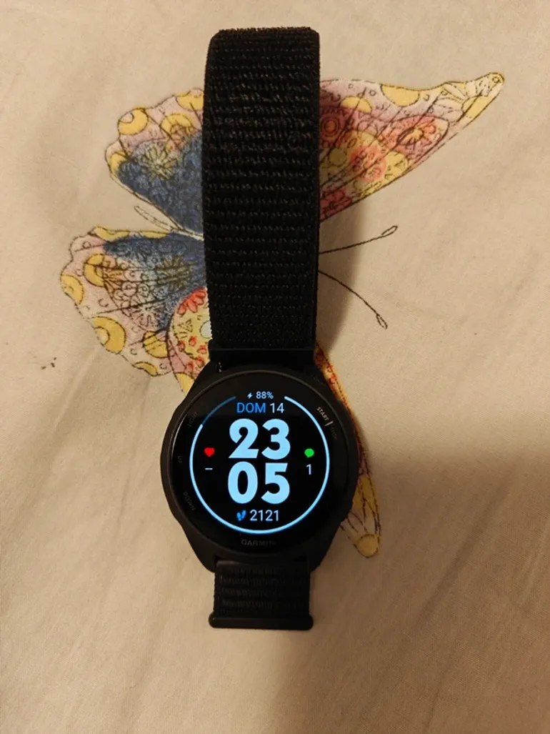 Garmin Forerunner 165 bike d'occasion — image 1 sur 2