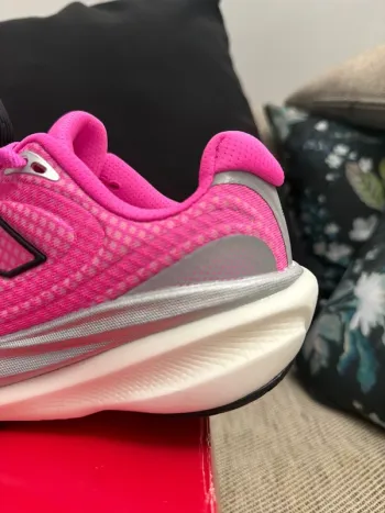 Gebrauchtes New Balance 1080 bike — Bild 2 von 15
