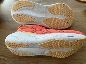 Tweedehands Asics Nimbus Gel 25 bike — afbeelding 6 van 6
