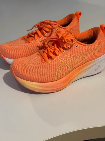 Brugt Asics Gel SAIUN 3 bike — billede 2 af 7
