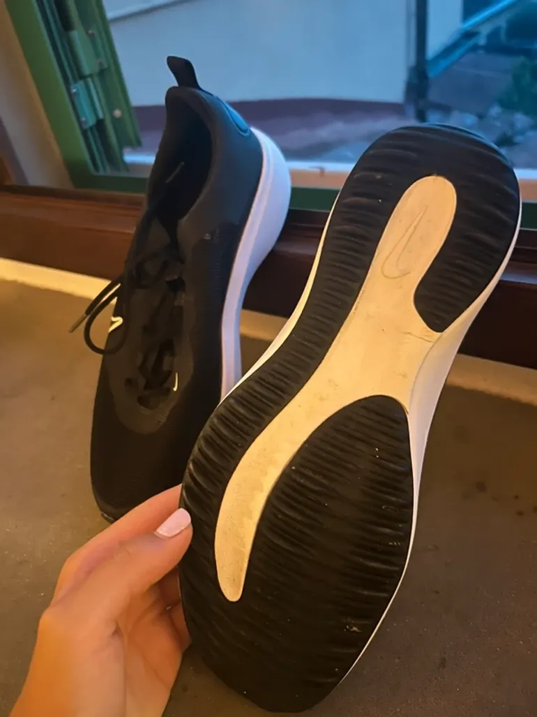 Brugt Nike Scarpe donna bike — billede 2 af 4