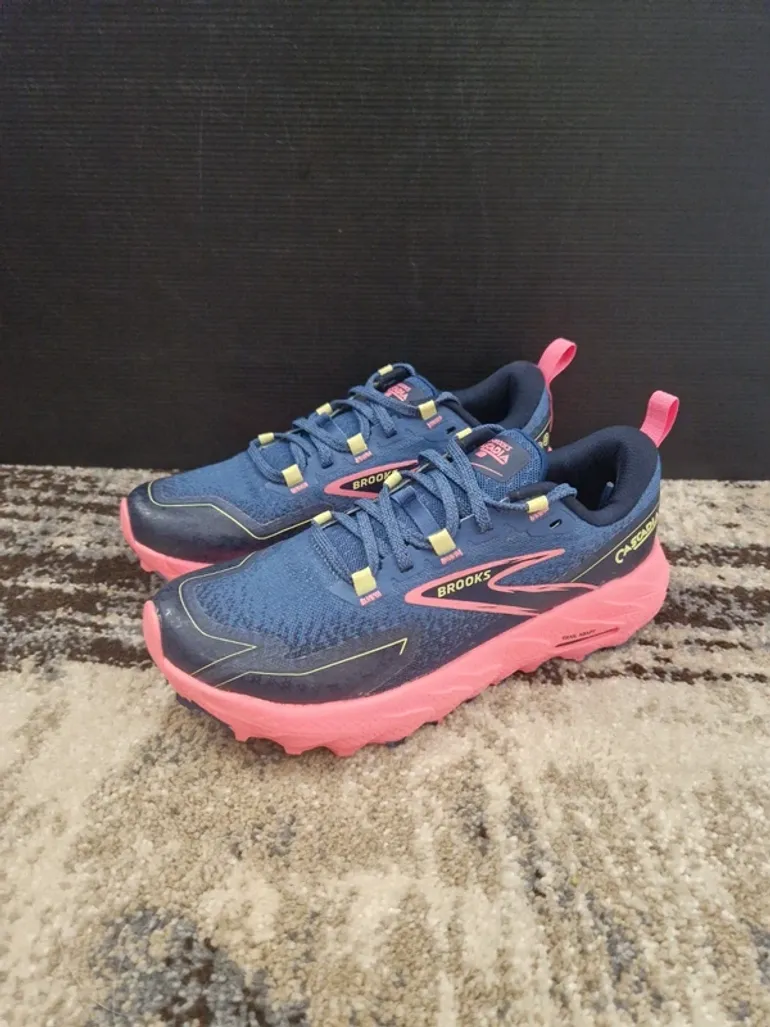 Brooks Cascadia bike d'occasion — image 1 sur 12