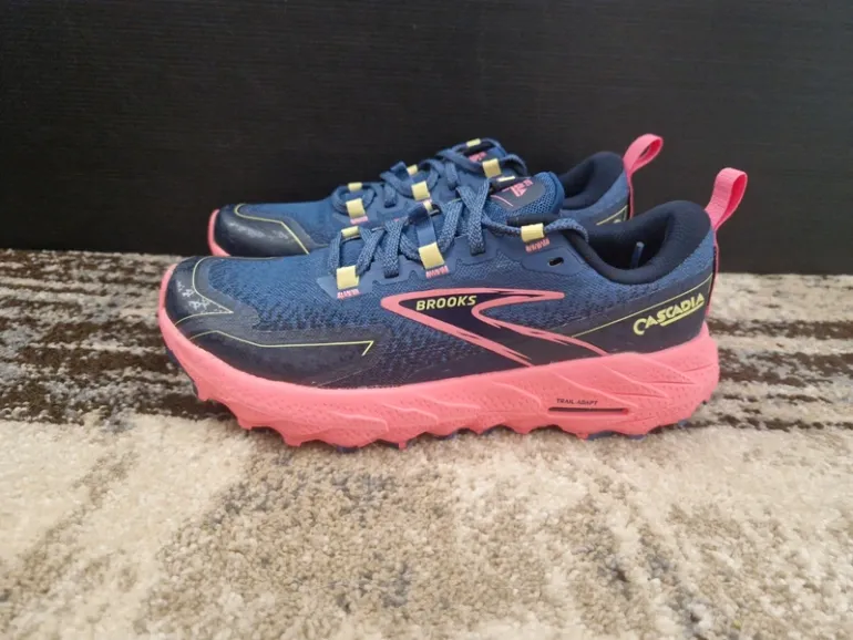 Brooks Cascadia bike d'occasion — image 2 sur 12