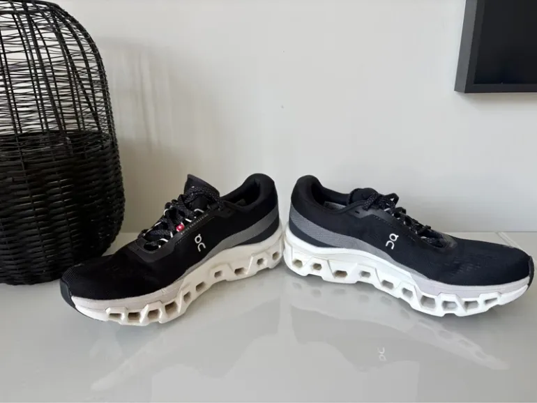 Gebrauchtes On Running Cloudmonster bike — Bild 7 von 8