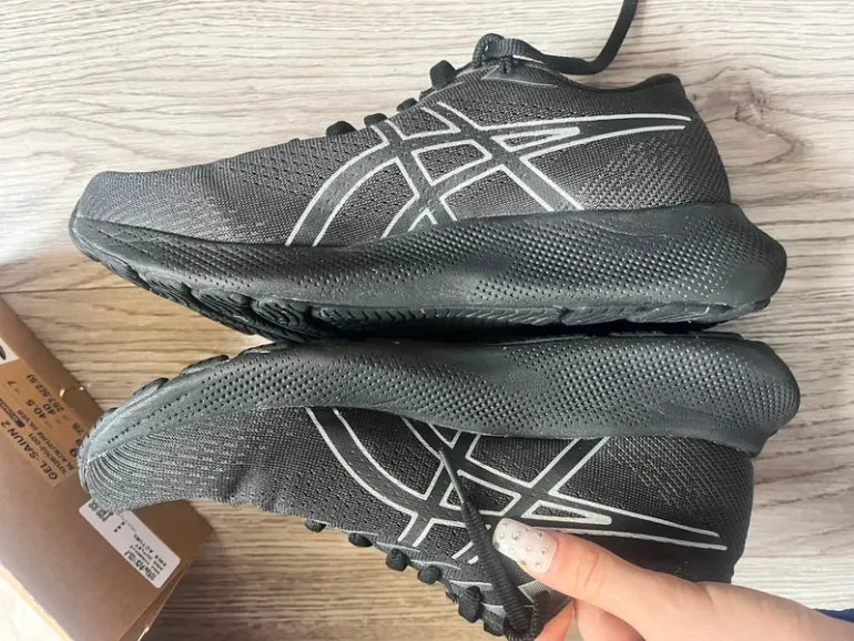 Tweedehands Asics GEL-SAIUN 2 bike — afbeelding 9 van 11