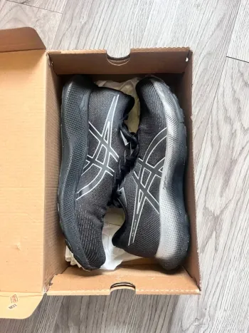 Tweedehands Asics GEL-SAIUN 2 bike