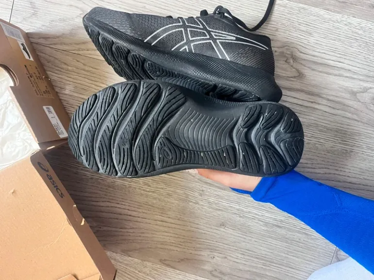Tweedehands Asics GEL-SAIUN 2 bike — afbeelding 3 van 11