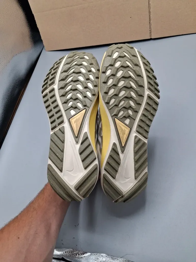 Gebrauchtes New Balance Pegasus React Trail 4 bike — Bild 5 von 8