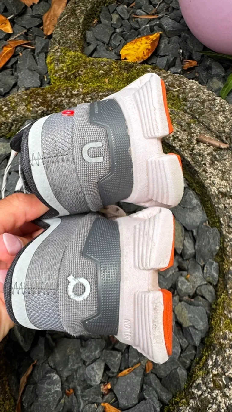Tweedehands On Running Schuhe Größe 37 bike — afbeelding 8 van 11