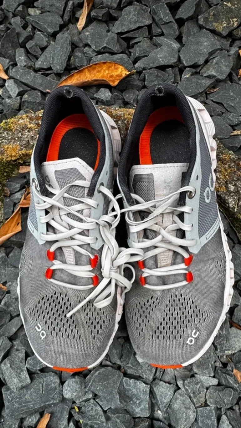 Tweedehands On Running Schuhe Größe 37 bike — afbeelding 4 van 11