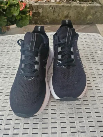 Używany Asics Gel Nimbus 26 bike — zdjęcie 3 z 7