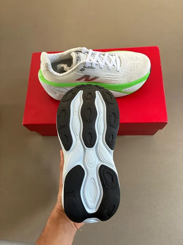 Brugt New Balance Fresh Foam X More v5 bike — billede 5 af 5