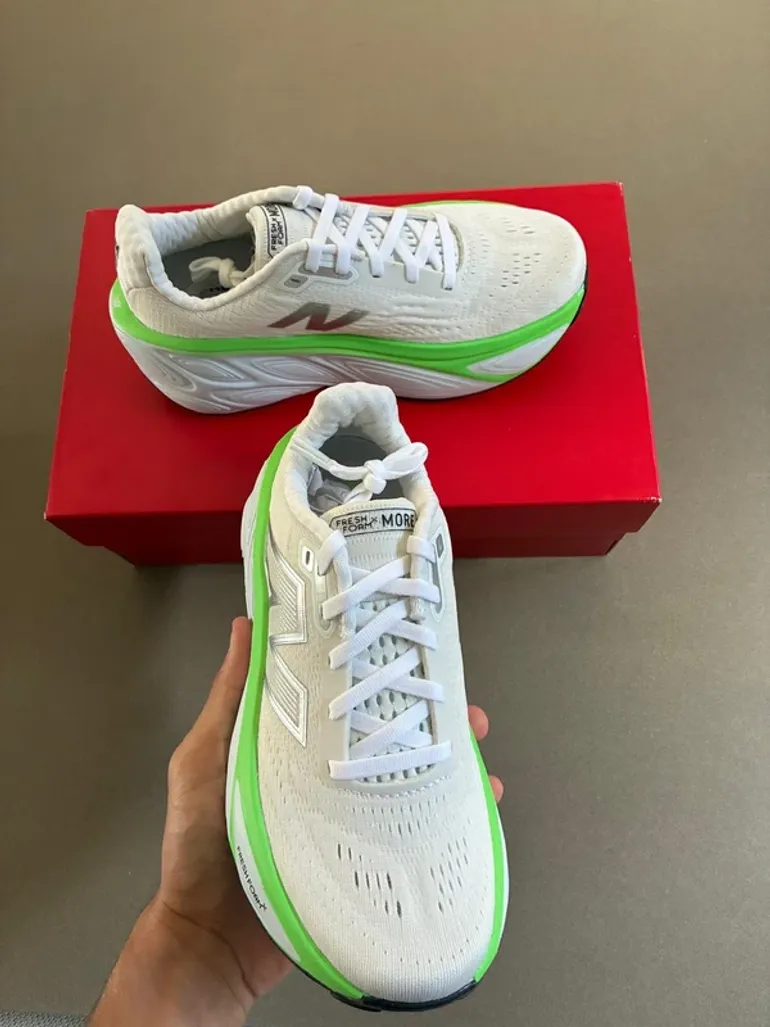 Brugt New Balance Fresh Foam X More v5 bike — billede 3 af 5