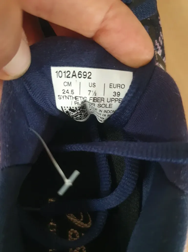 Tweedehands Asics Gel Cumulus 21 bike — afbeelding 3 van 6
